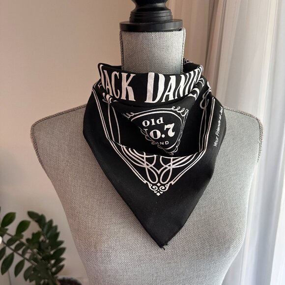 Jack Daniels Unisex Bandana/Scarf - Black/White - Picture 4 of 6